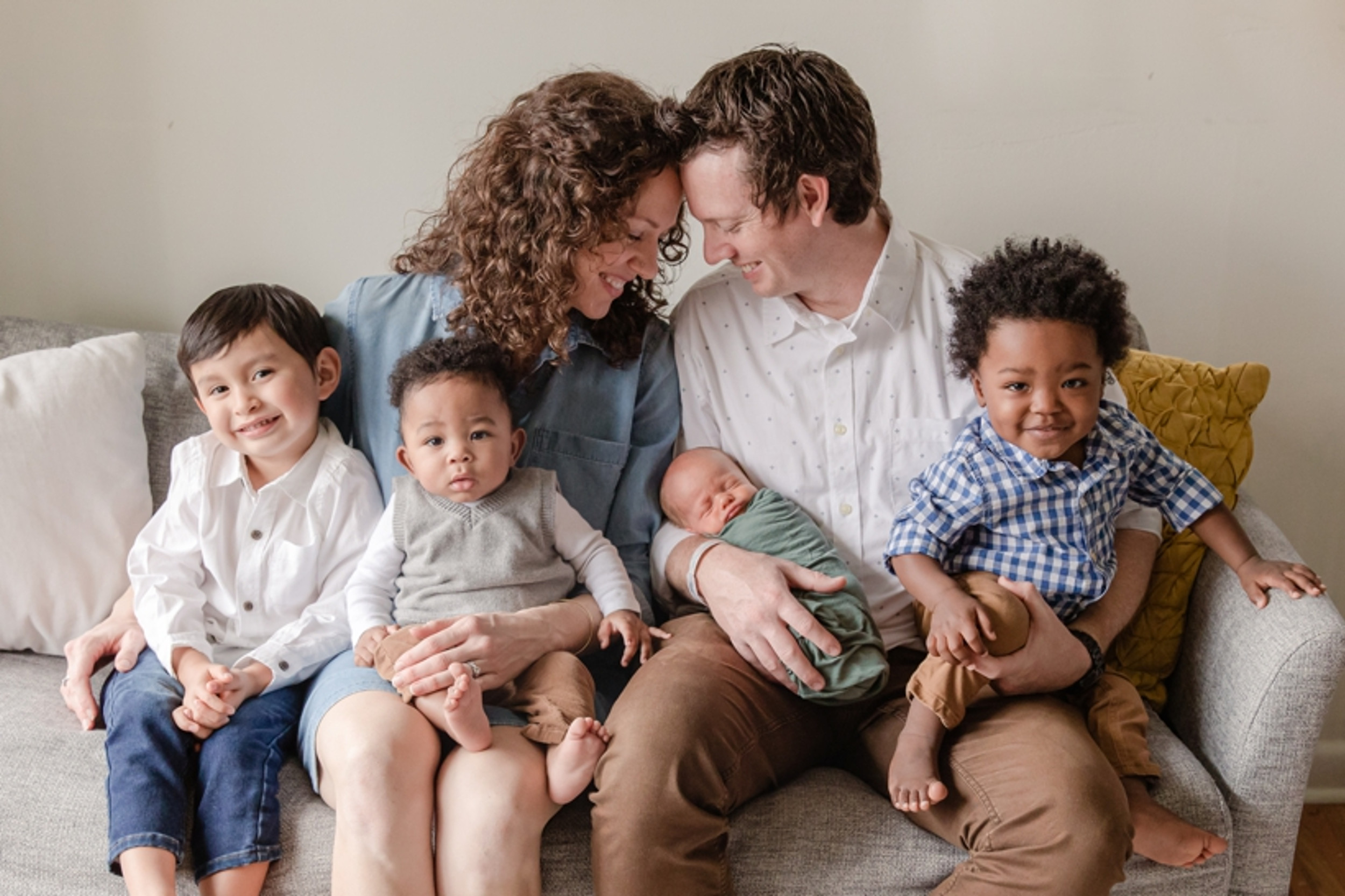 Bjork Lifestyle Newborn Session | By Nashville Newborn + Family Photographer Janet Henry Photography